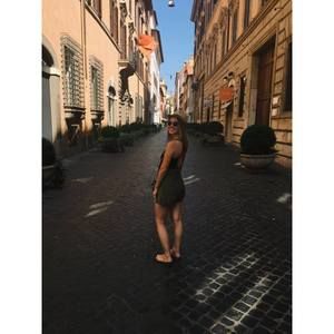 Meet your Posher, Veronica